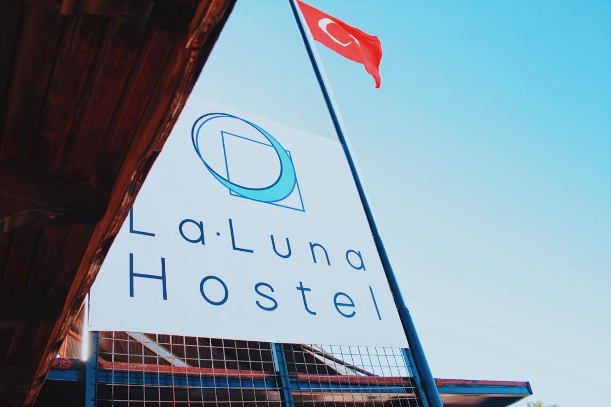 La Luna Hostel Bodrum Exterior foto