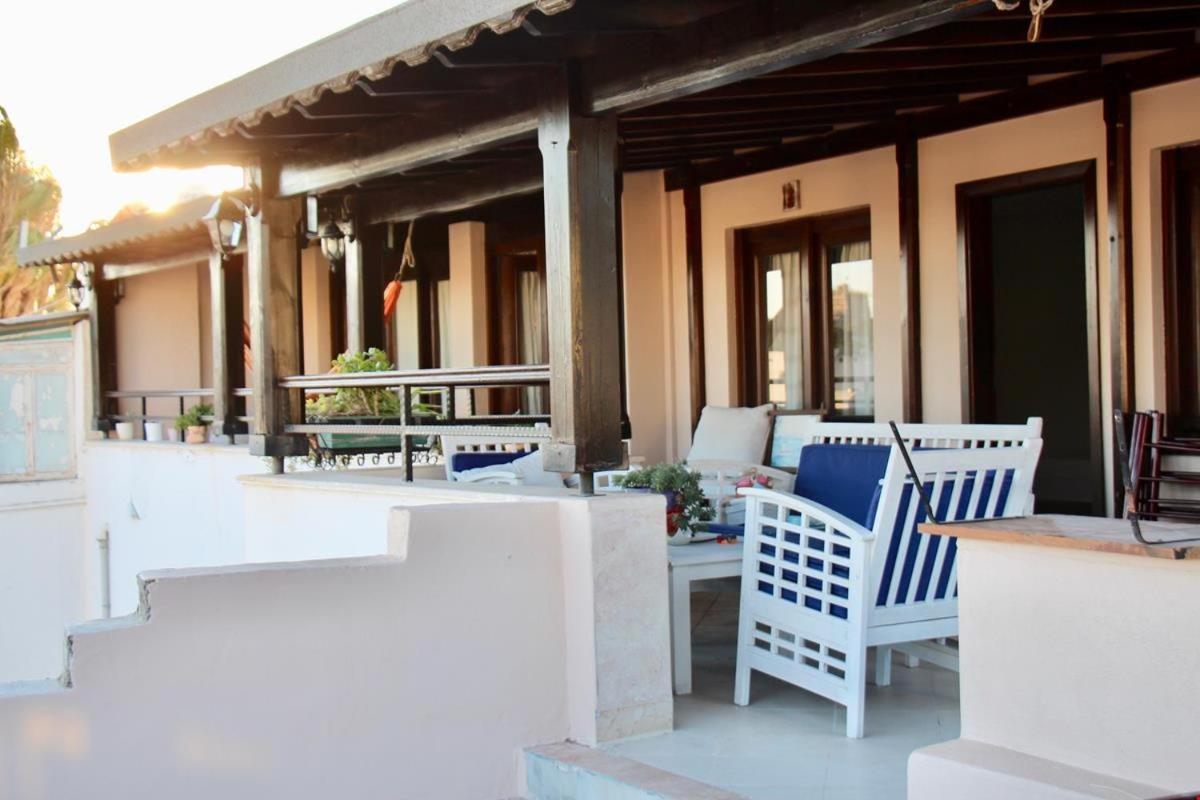 La Luna Hostel Bodrum Exterior foto